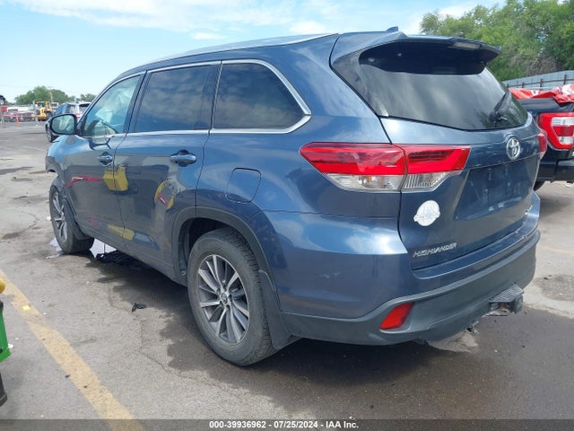 Toyota Highlander Xle 2017 5TDJZRFH7HS410279 Image 3