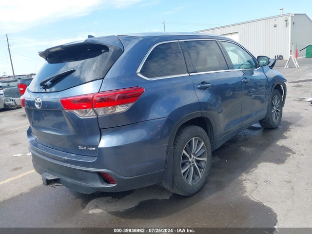 Toyota Highlander Xle 2017 5TDJZRFH7HS410279 Image 4