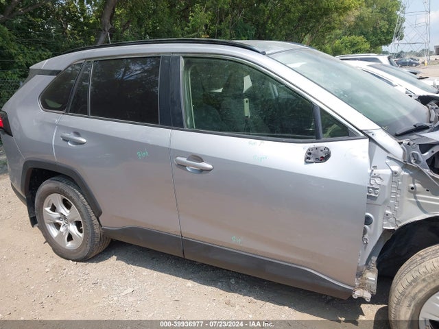 Toyota Rav4 Xle 2019 JTMP1RFV5KD513050 Image 13