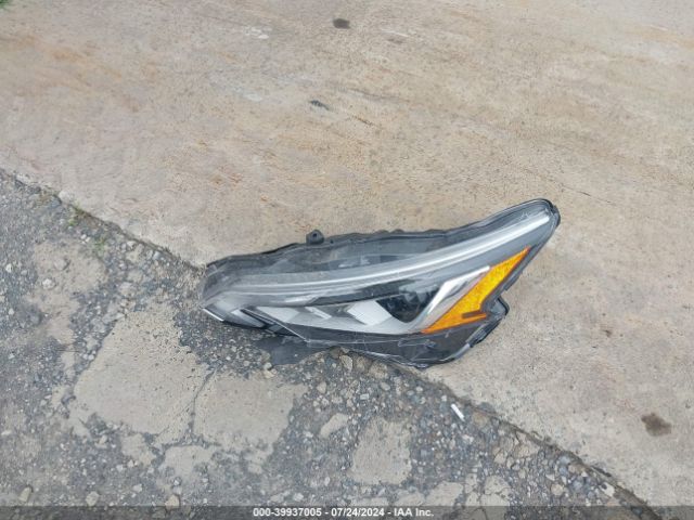 1N4BL4DW4NN407051 Nissan Altima Sv Intelligent Awd