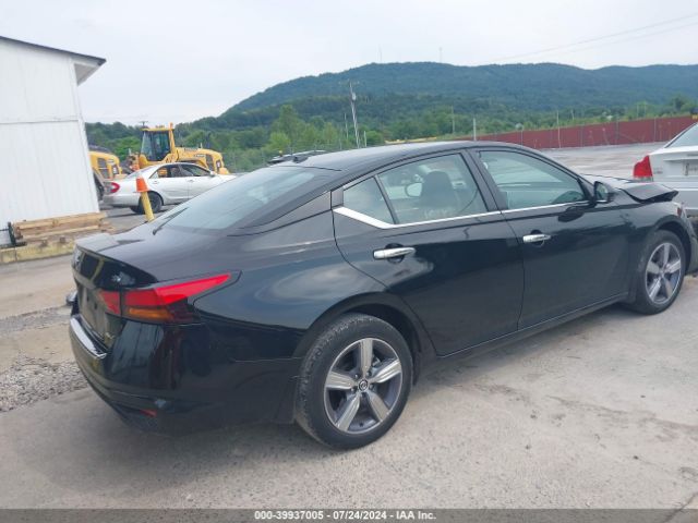 1N4BL4DW4NN407051 Nissan Altima Sv Intelligent Awd