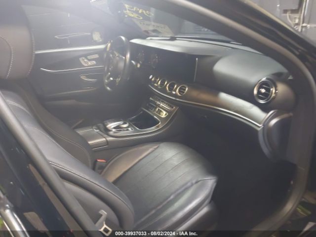 WDDZF4KB4KA498850 Mercedes-Benz E 300 4matic