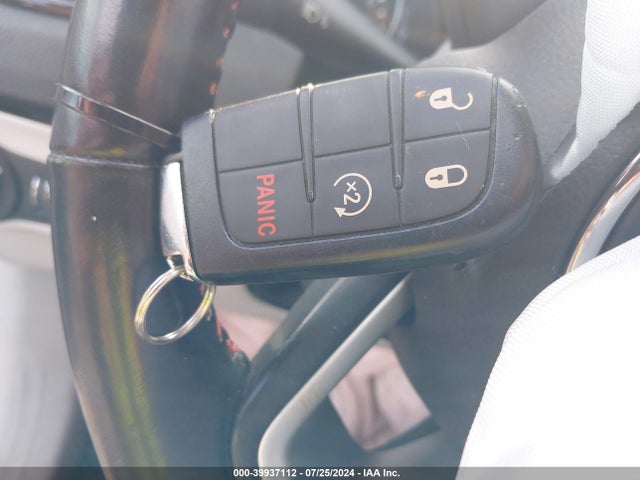 3C4NJDCB0LT212038 Jeep Compass Limited 4x4
