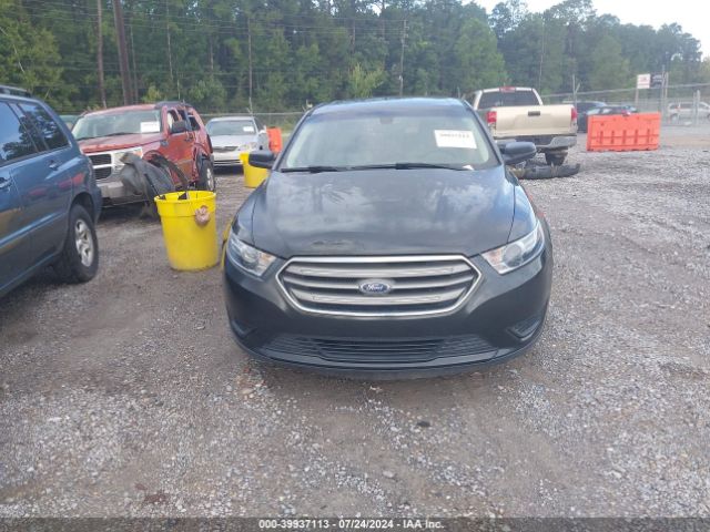 1FAHP2D82KG110297 Ford TAURUS SE