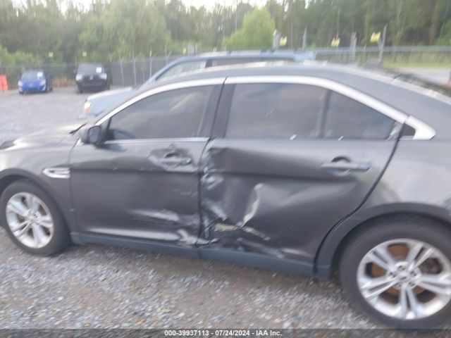 1FAHP2D82KG110297 Ford TAURUS SE