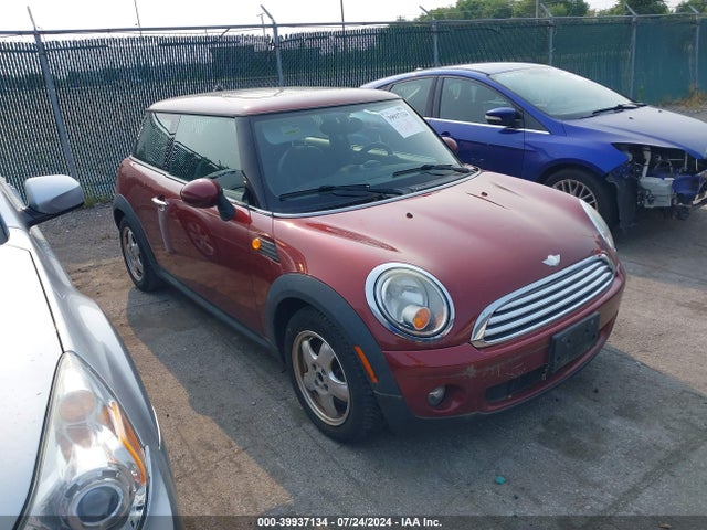 2007 MINI COOPER WMWMF33567TT55057 Photo 0