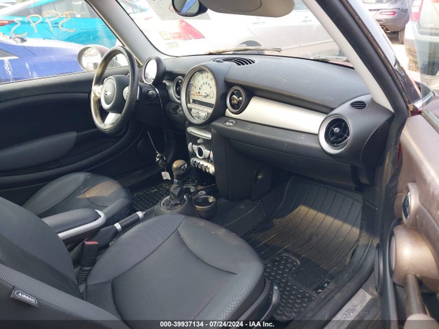 2007 MINI COOPER WMWMF33567TT55057 Photo 4