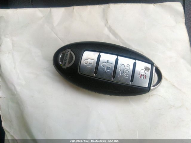3N1AB7AP3JY240317 Nissan SENTRA SV