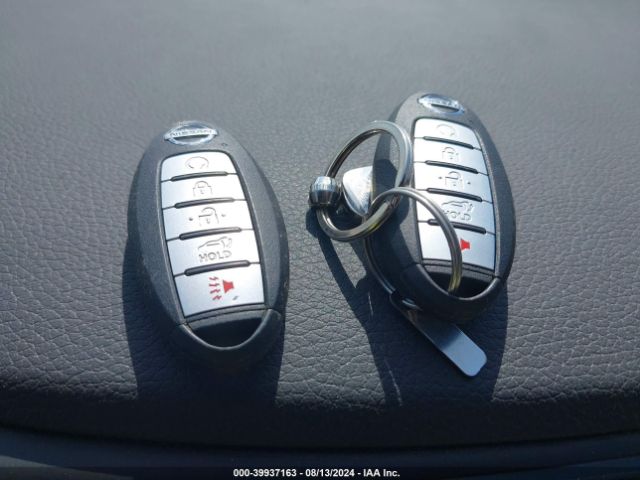 5N1AT2MT6KC704681 Nissan ROGUE SV