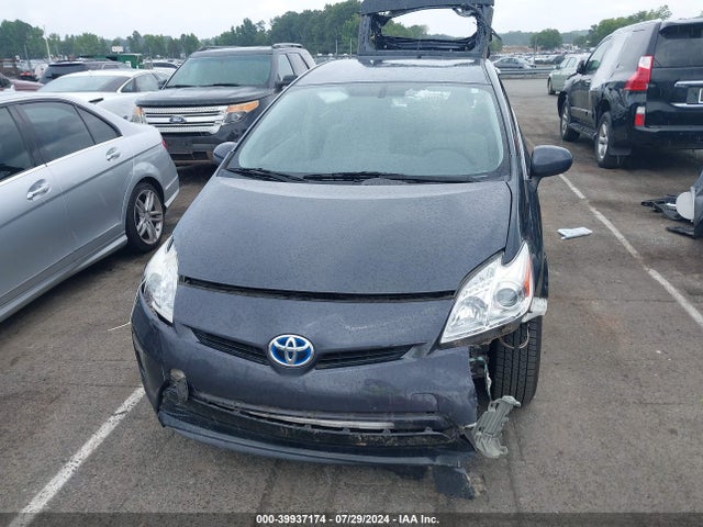 Toyota Prius Two 2015 JTDKN3DU3F0403536 Image 12
