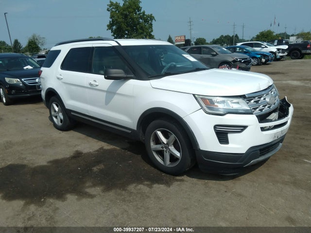 Ford EXPLORER XLT 2018 1FM5K7DHXJGC42453 Image 1