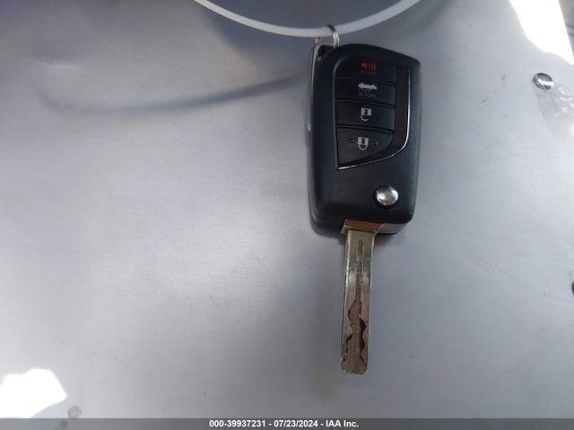 Toyota COROLLA LE 2022 JTDEPMAE0NJ202910 Image 11
