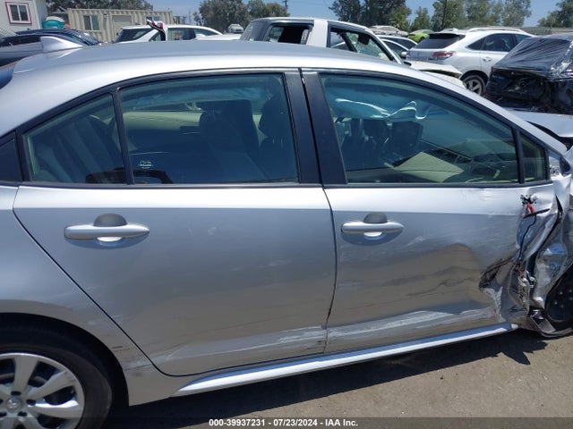 Toyota COROLLA LE 2022 JTDEPMAE0NJ202910 Image 14