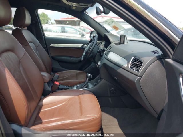 WA1EFCFS0GR018920 Audi Q3 2.0t Premium Plus