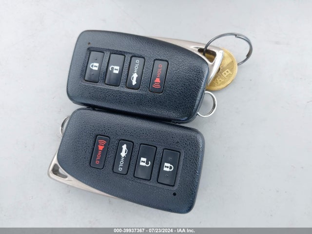 JTHBF1D26F5075546 Lexus Is 250 Crafted Line