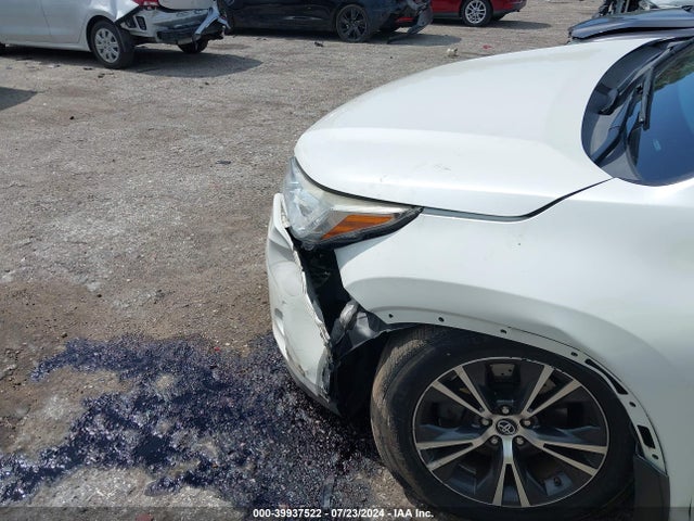 Toyota Highlander Le Plus 2017 5TDBZRFH5HS449232 Image 6