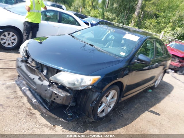Toyota CAMRY SE 2014 4T1BF1FK6EU381967 Image 2