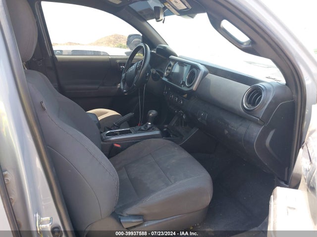 Toyota Tacoma Trd Sport 2018 3TMAZ5CN5JM071563 Image 5
