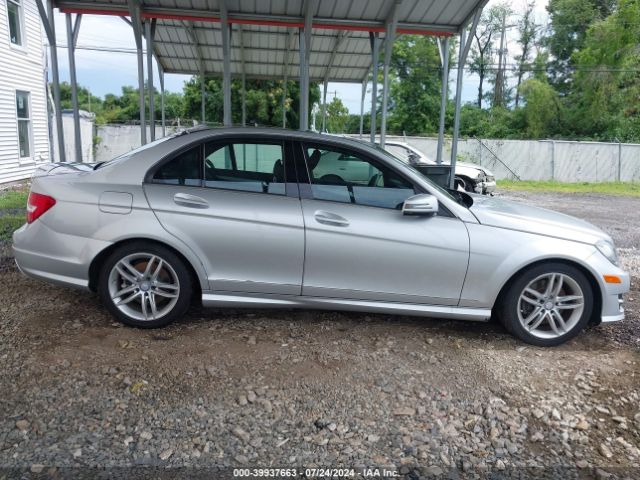 WDDGF8AB5EA941382 Mercedes-Benz C 300 Luxury 4matic/sport 4matic