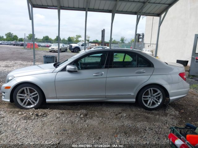 WDDGF8AB5EA941382 Mercedes-Benz C 300 Luxury 4matic/sport 4matic