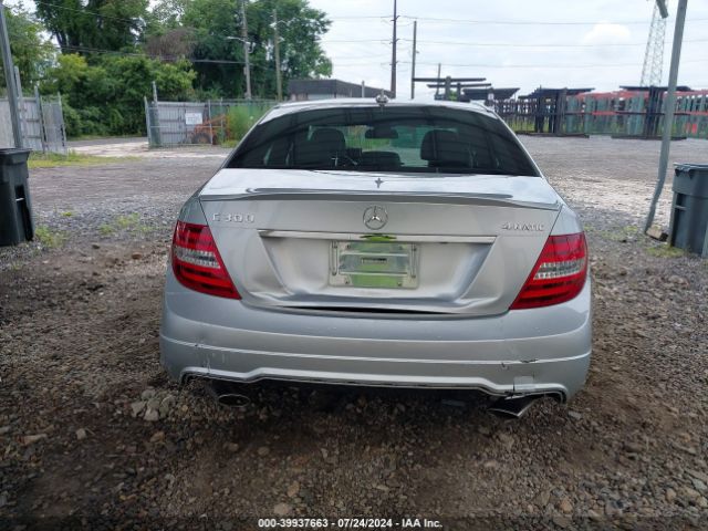 WDDGF8AB5EA941382 Mercedes-Benz C 300 Luxury 4matic/sport 4matic