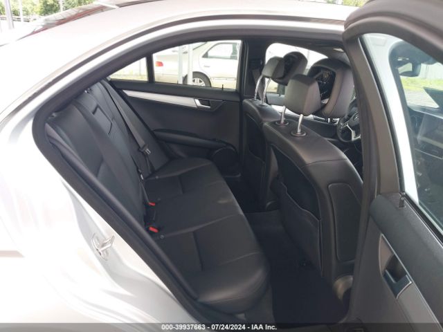 WDDGF8AB5EA941382 Mercedes-Benz C 300 Luxury 4matic/sport 4matic