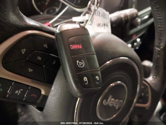 ZACCJBBT8GPD21897 Jeep Renegade 75th Anniversary