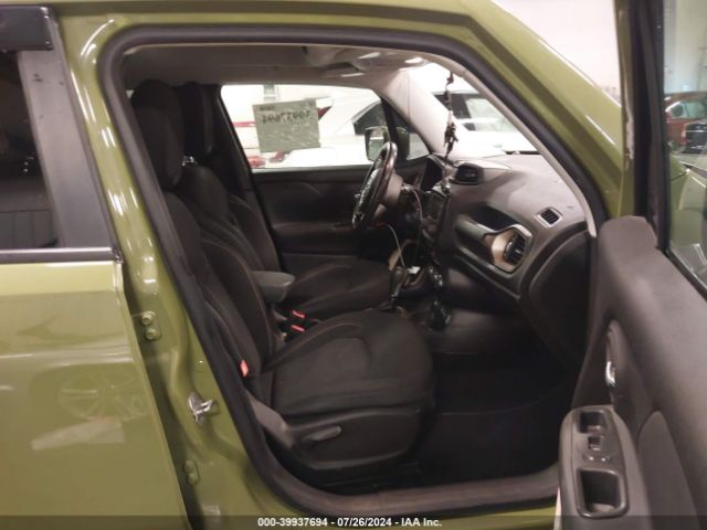 ZACCJBBT8GPD21897 Jeep Renegade 75th Anniversary