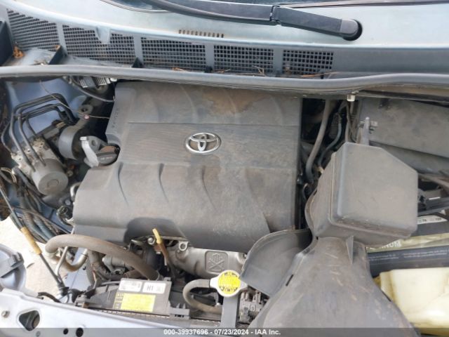 5TDYK3DC5FS577129 Toyota Sienna Xle Premium 8 Passenger