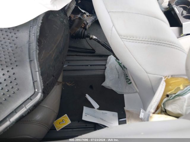 5TDYK3DC5FS577129 Toyota Sienna Xle Premium 8 Passenger