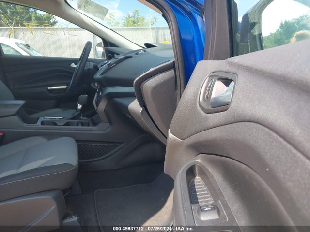 Ford ESCAPE SE 2017 1FMCU9GD6HUA51808 Image 5