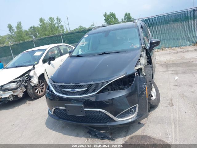 2C4RC1EG6HR734606 Chrysler Pacifica Touring-l Plus