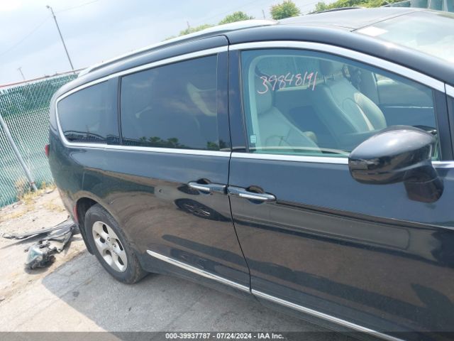 2C4RC1EG6HR734606 Chrysler Pacifica Touring-l Plus