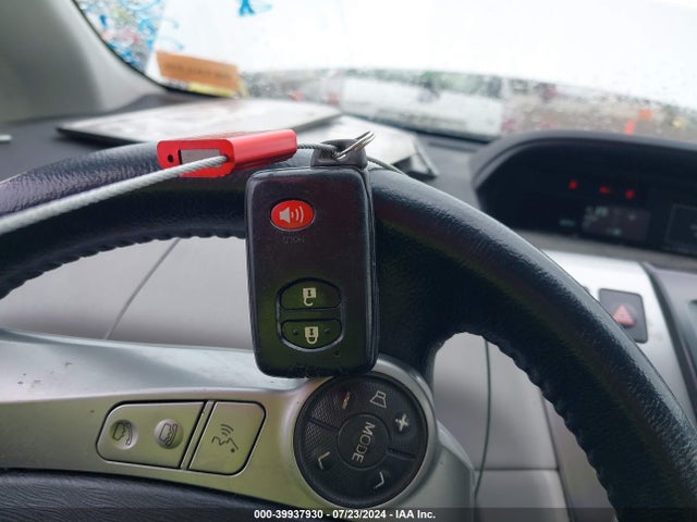 Toyota Prius V Four 2015 JTDZN3EU0FJ020127 Image 11
