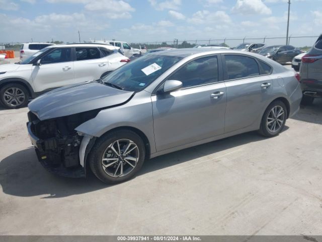 3KPF24AD7NE476855 KIA Forte Lxs