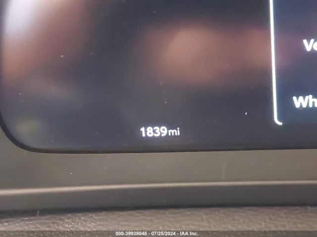 JTDAAAAF8R3027470 Toyota Crown Xle