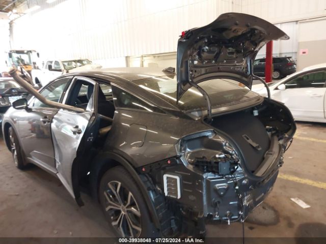 JTDAAAAF8R3027470 Toyota Crown Xle
