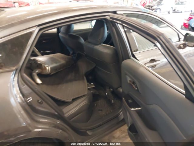 JTDAAAAF8R3027470 Toyota Crown Xle