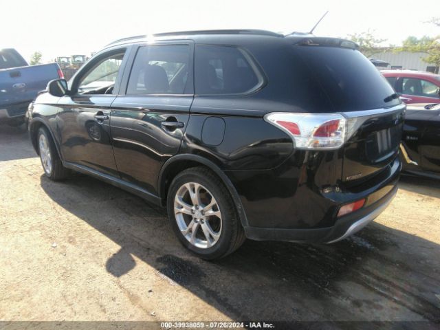 JA4AD3A37FZ005522 Mitsubishi Outlander Se