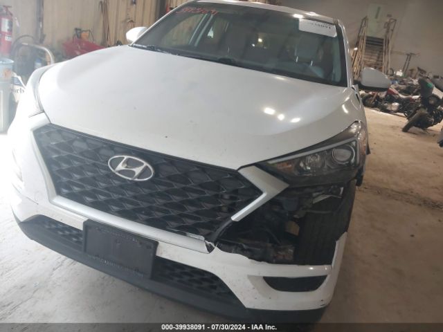 KM8J2CA40KU959732 Hyundai TUCSON SE