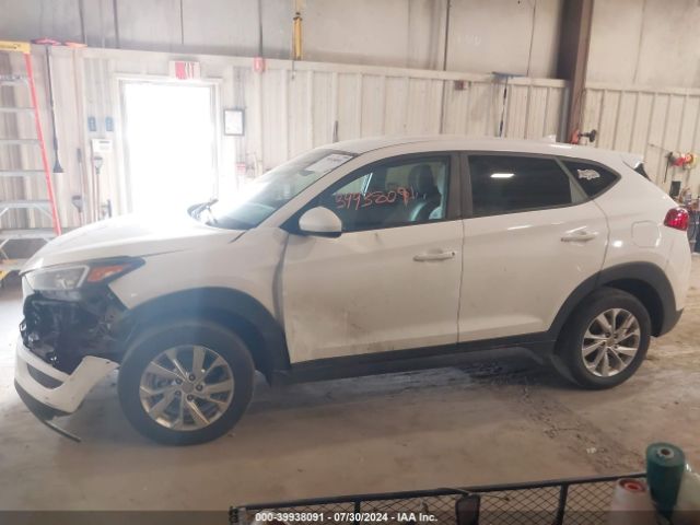 KM8J2CA40KU959732 Hyundai TUCSON SE