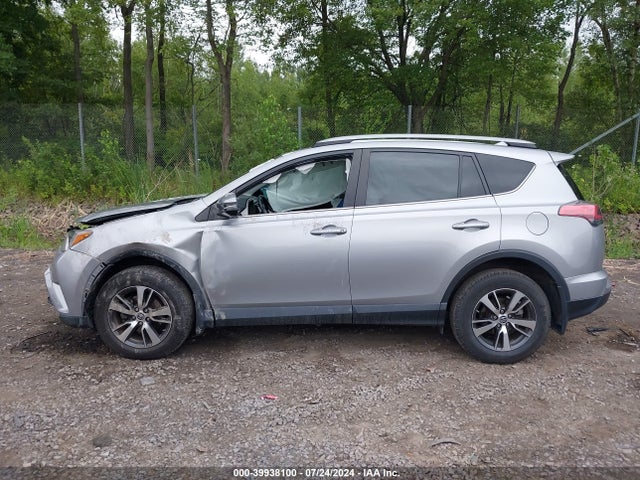 Toyota Rav4 Xle 2017 2T3RFREV3HW664119 Image 14