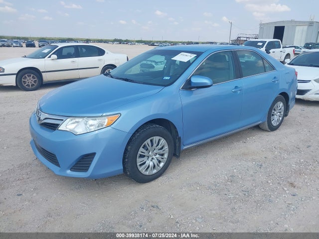 Toyota CAMRY LE 2014 4T4BF1FK1ER355427 Image 2