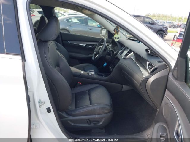 3PCAJ5AA1PF110914 Infiniti Qx50 Pure