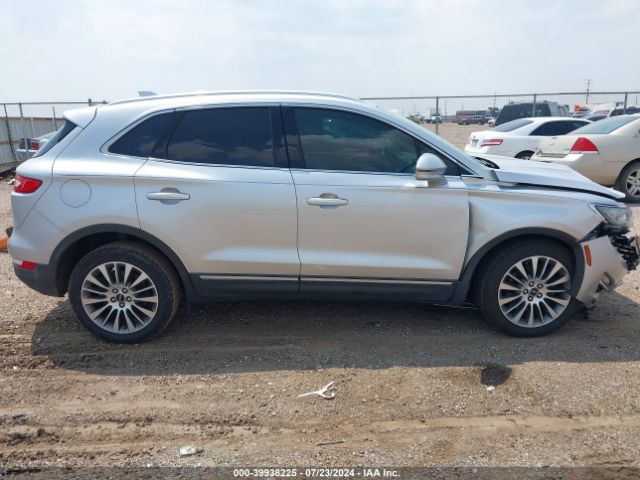 5LMCJ3C90JUL18659 Lincoln Mkc Reserve
