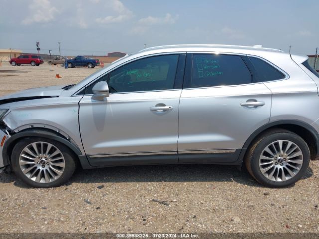 5LMCJ3C90JUL18659 Lincoln Mkc Reserve
