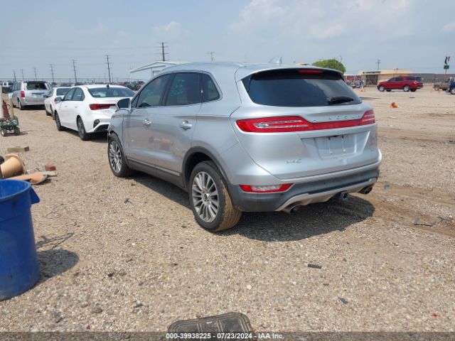 5LMCJ3C90JUL18659 Lincoln Mkc Reserve
