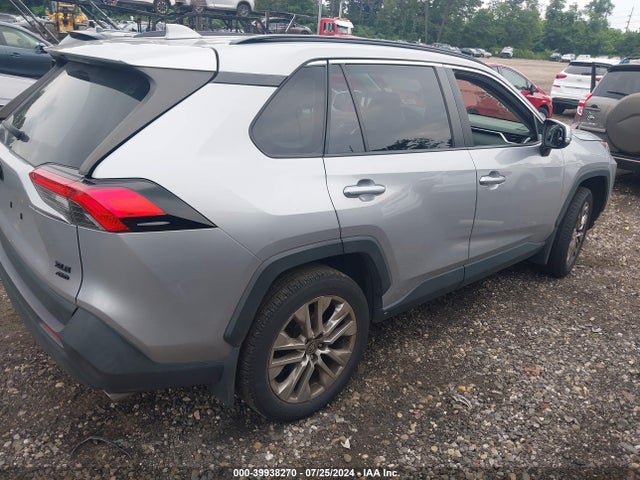 Toyota Rav4 Xle Premium 2021 JTMA1RFVXMD069494 Image 4