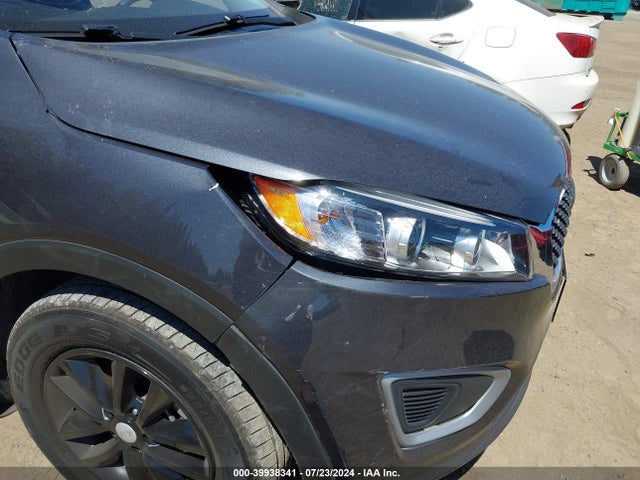 KIA Sorento 3.3l Lx 2018 5XYPGDA59JG421691 Image 17