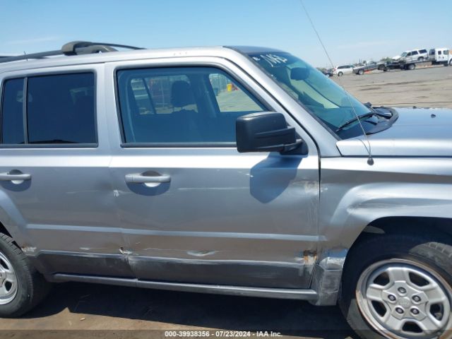1C4NJPBA1HD122808 Jeep Patriot Sport Fwd